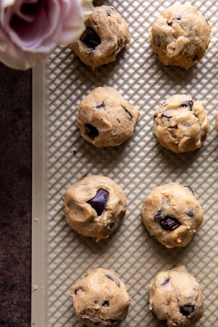 Brown Butter Malted Chocolate Chunk Cookies | halfbakedhavrest.com