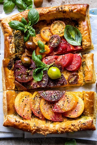 Heirloom Tomato Cheddar Tart with Everything Spice | halfbakedharvest.com