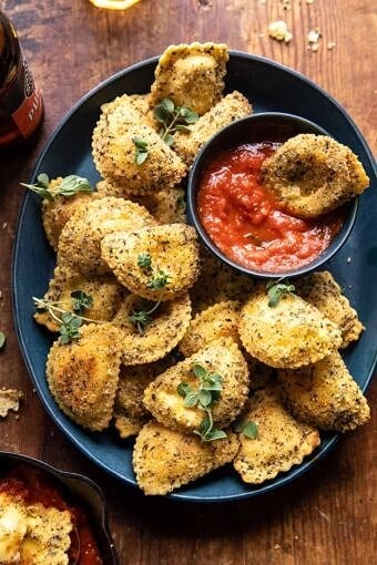 Oven Toasted Garlic Herb Cheese Ravioli | halfbakedharvest.com